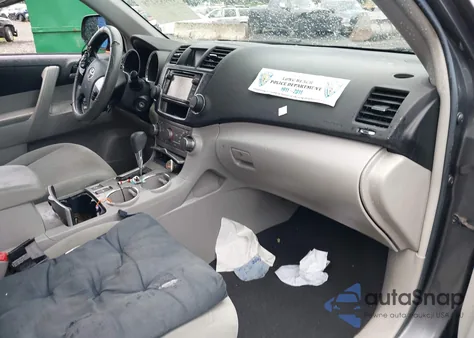 2013 Toyota Highlander Base Plus V6 из США, поврежденный, VIN 5TDBK3EH8DS189583